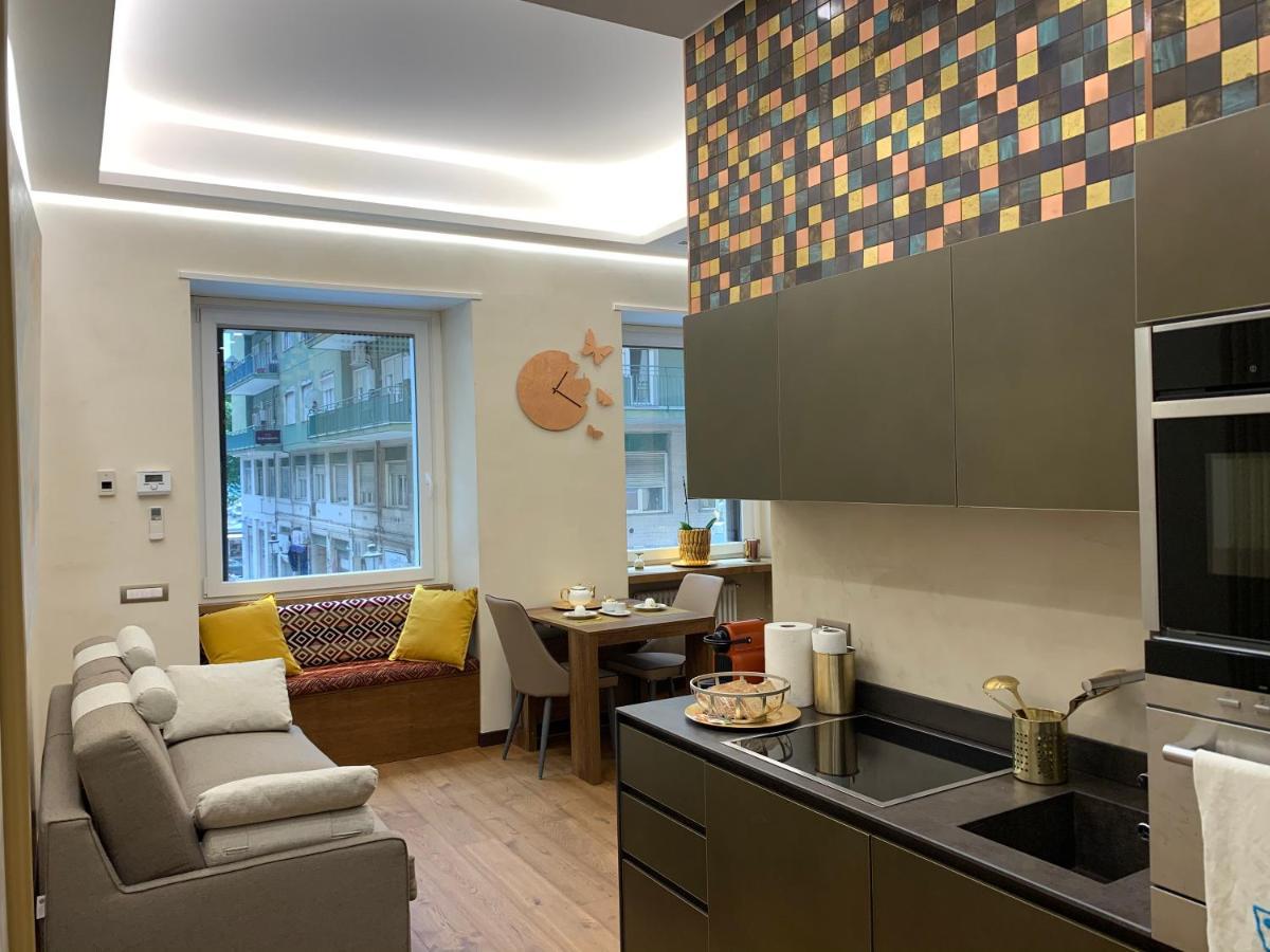 Civico Cinque Home Luxury Apartment Salerno Bagian luar foto