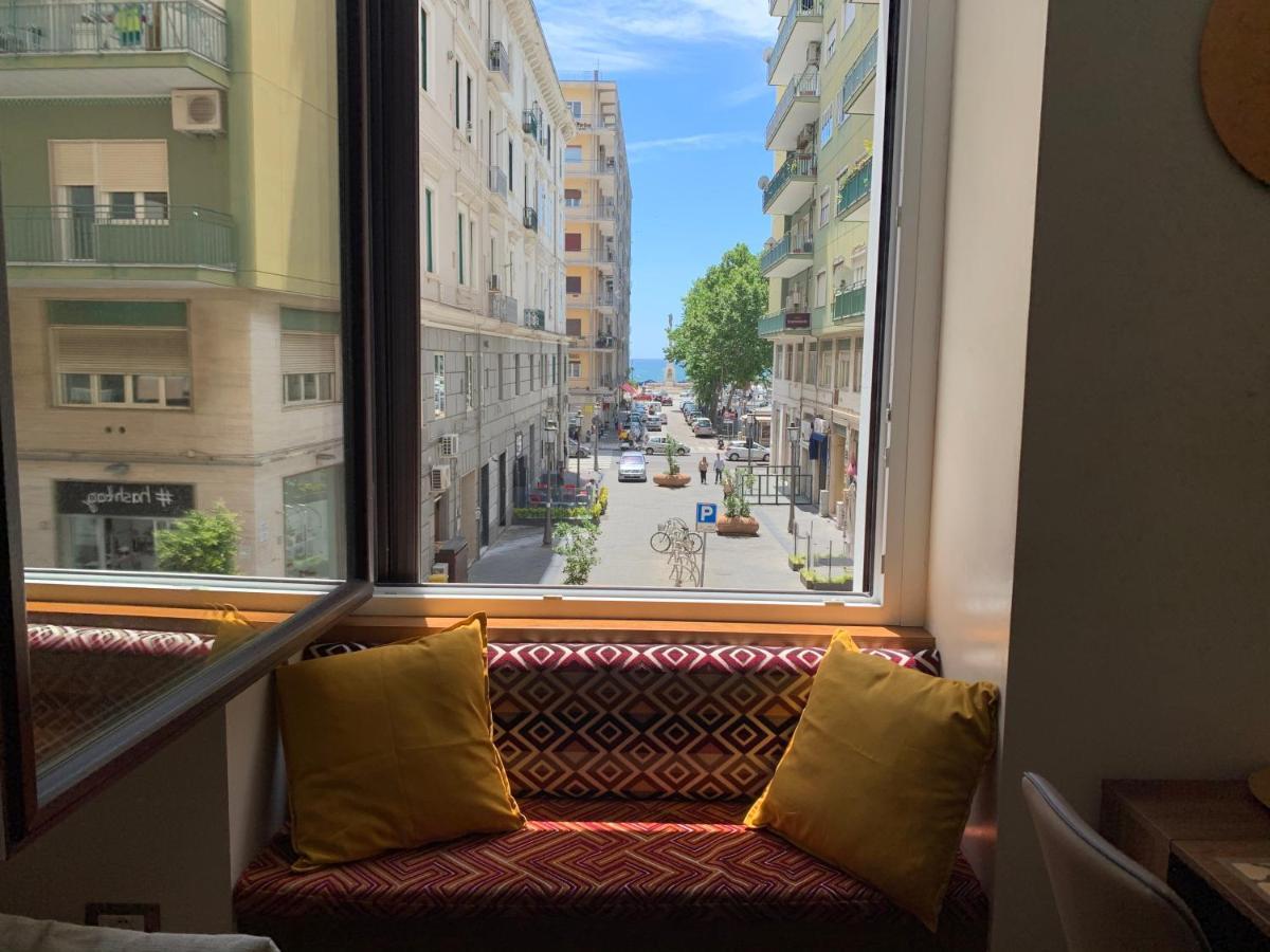 Civico Cinque Home Luxury Apartment Salerno Bagian luar foto