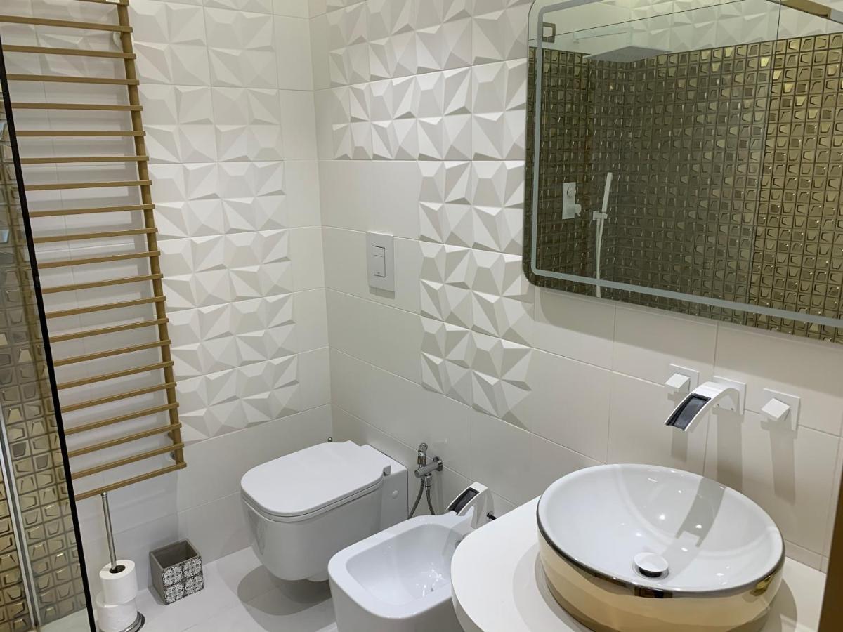 Civico Cinque Home Luxury Apartment Salerno Bagian luar foto