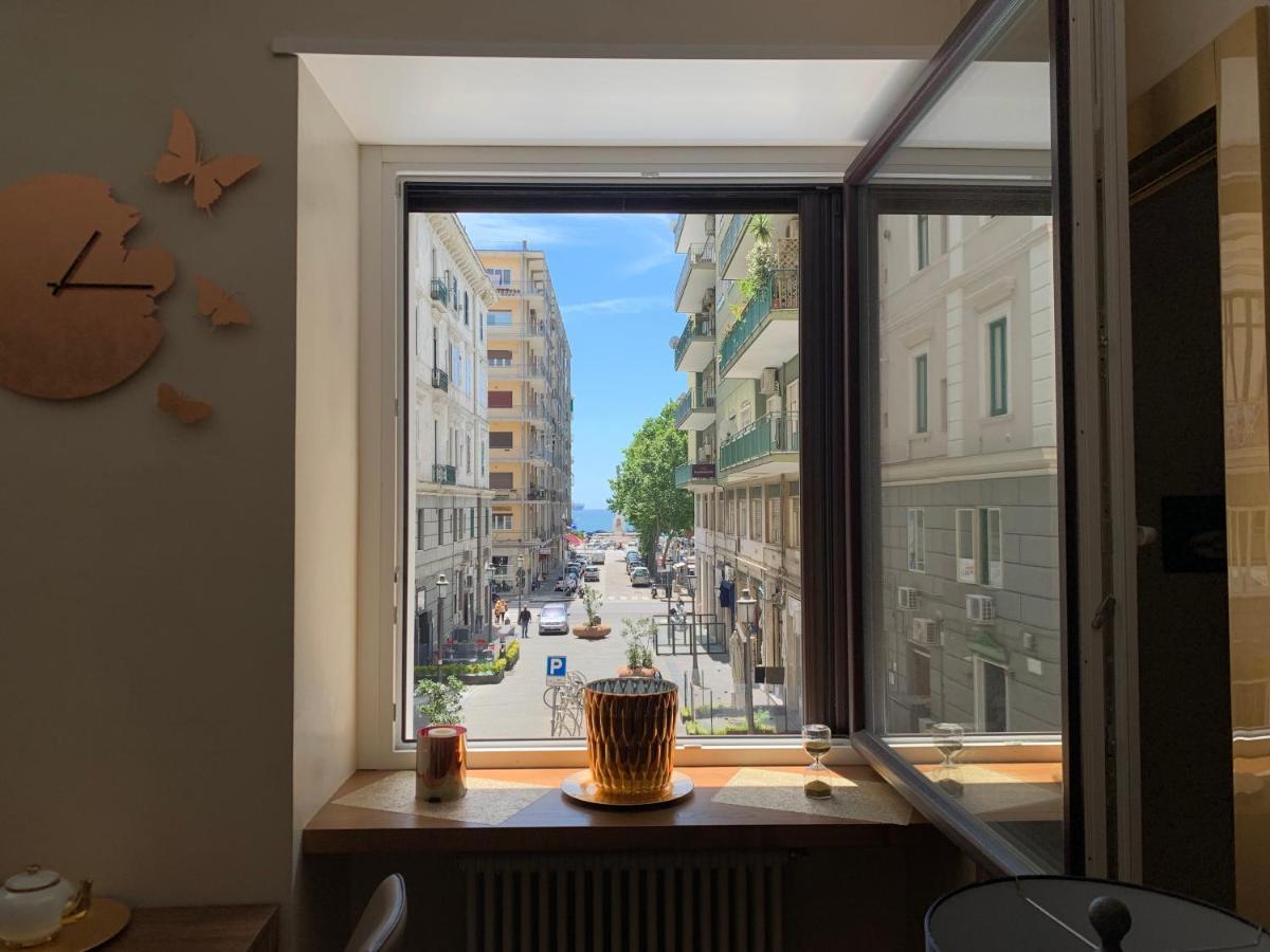Civico Cinque Home Luxury Apartment Salerno Bagian luar foto