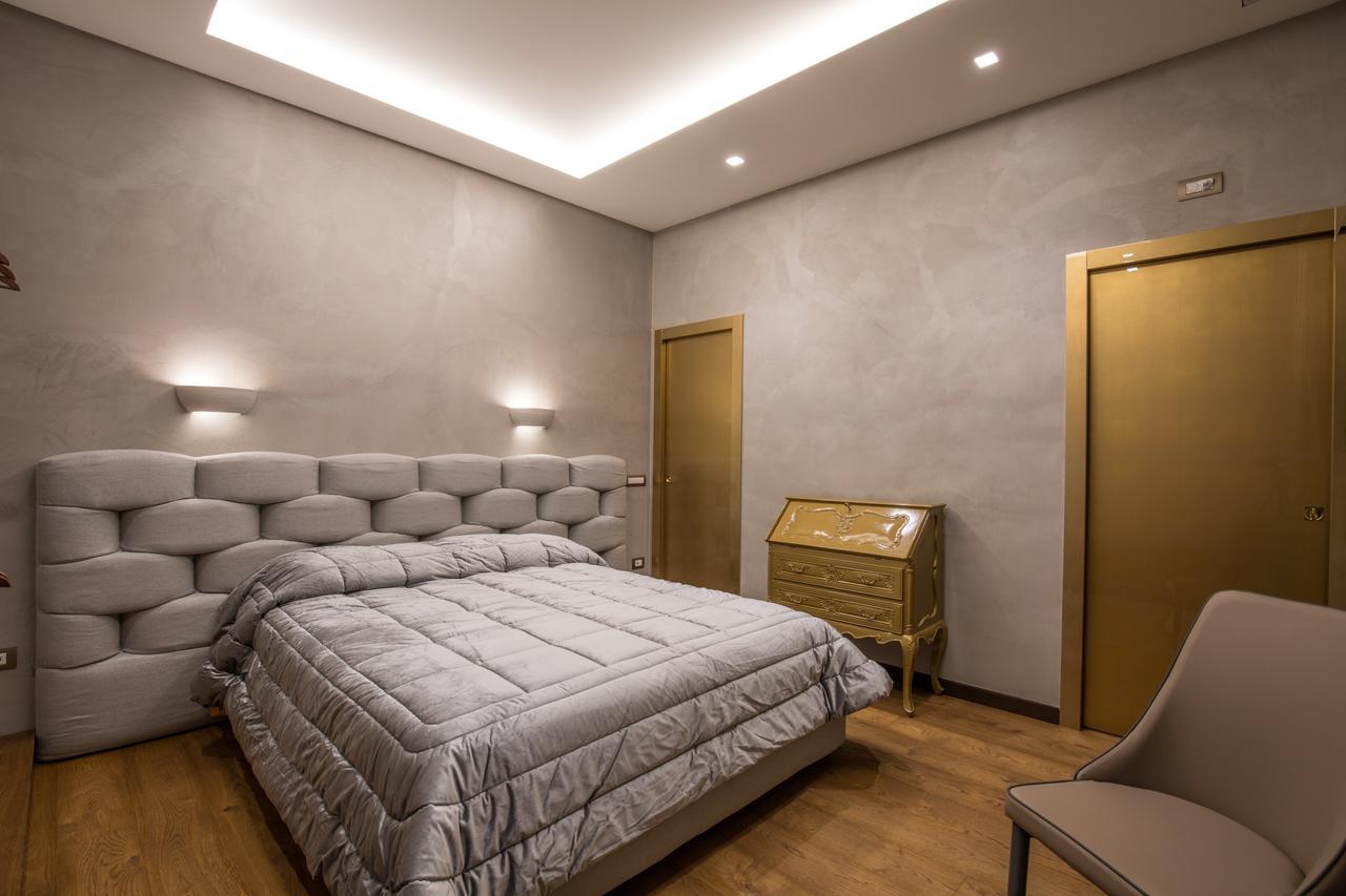 Civico Cinque Home Luxury Apartment Salerno Bagian luar foto