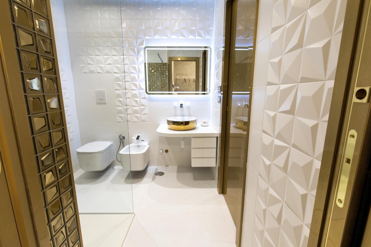 Civico Cinque Home Luxury Apartment Salerno Bagian luar foto