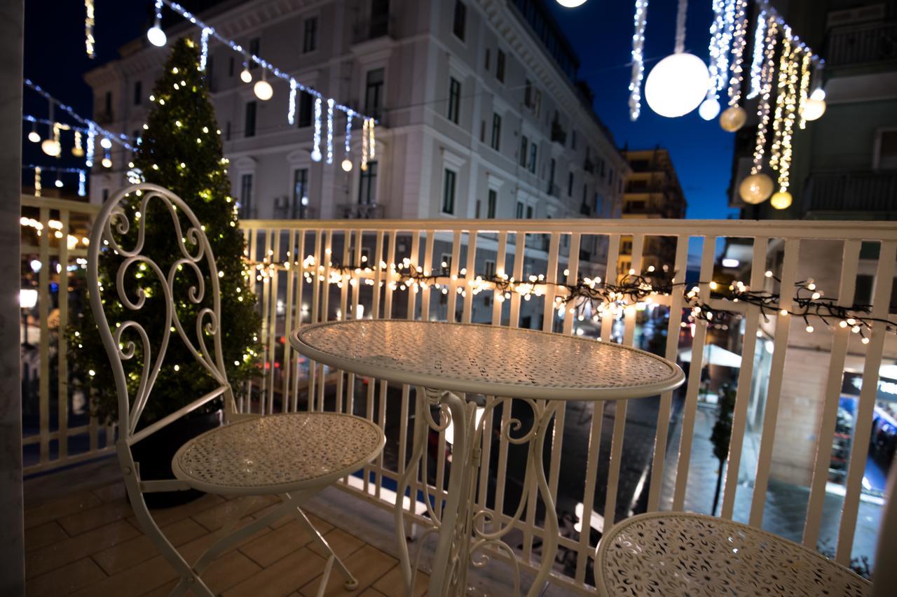 Civico Cinque Home Luxury Apartment Salerno Bagian luar foto