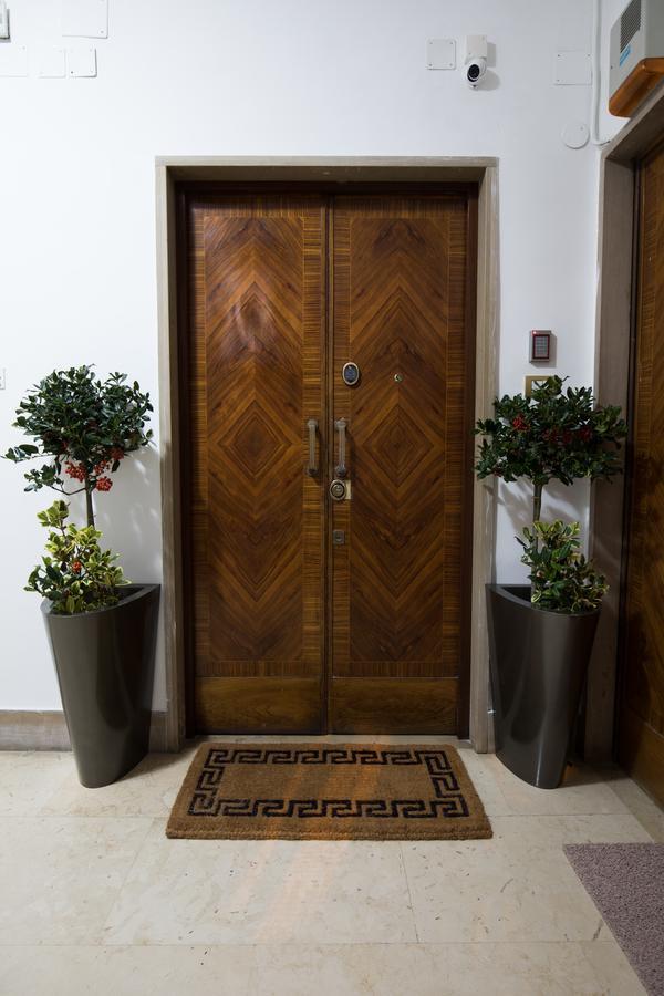 Civico Cinque Home Luxury Apartment Salerno Bagian luar foto